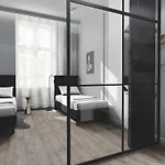 Deco Mariacka 8 *
