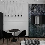 Deco Mariacka 8