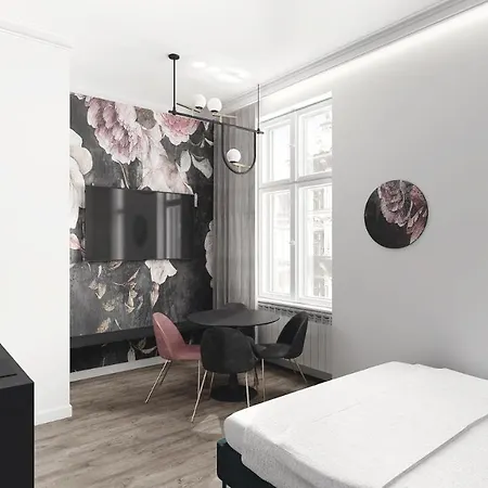 Deco Mariacka 8 *