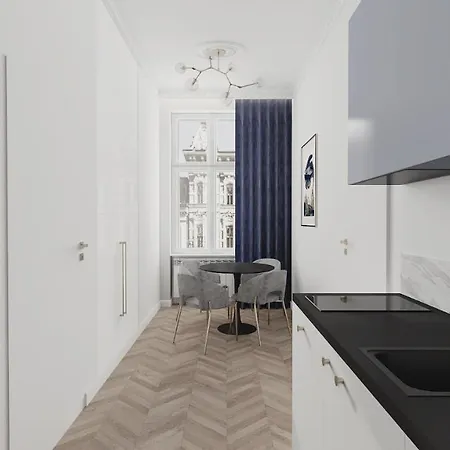 Διαμέρισμα Deco Mariacka 8 *