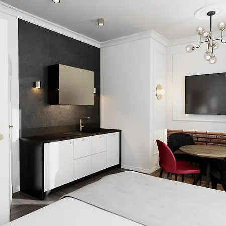 Deco Mariacka 8 *